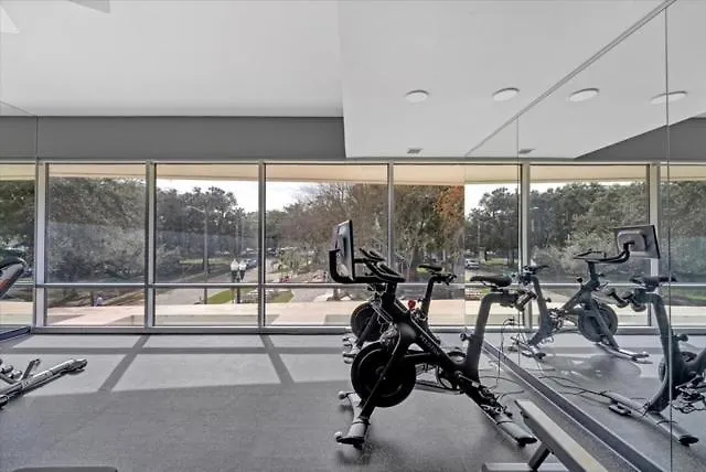 Holiday home 2Bd 2Bth Penthouse Downtown With Large Billiard Room Orlando